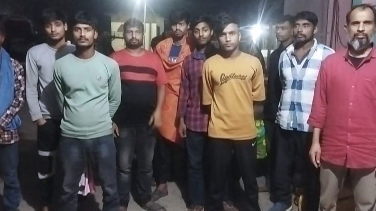 মেহেরপুর সীমান্ত দিয়ে ২৪ বাংলাদেশিকে হস্তান্তর করেছে বিএসএফ