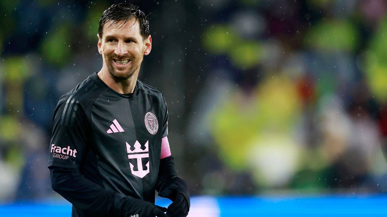 শেষ মুহূর্তের গোলেও হার এড়াতে পারলেন না মেসিরা