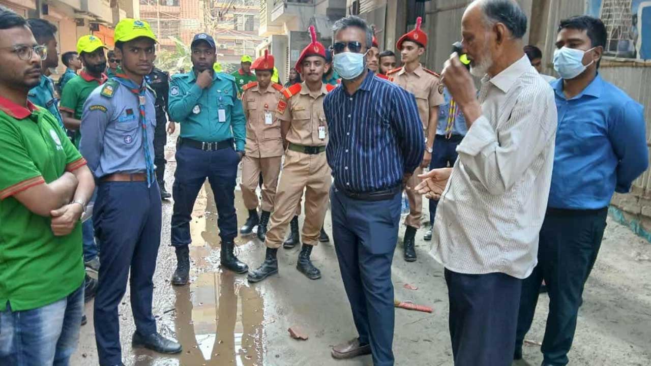 ঢাকায় দূষণবিরোধী বিশেষ যৌথ অভিযান শুরু