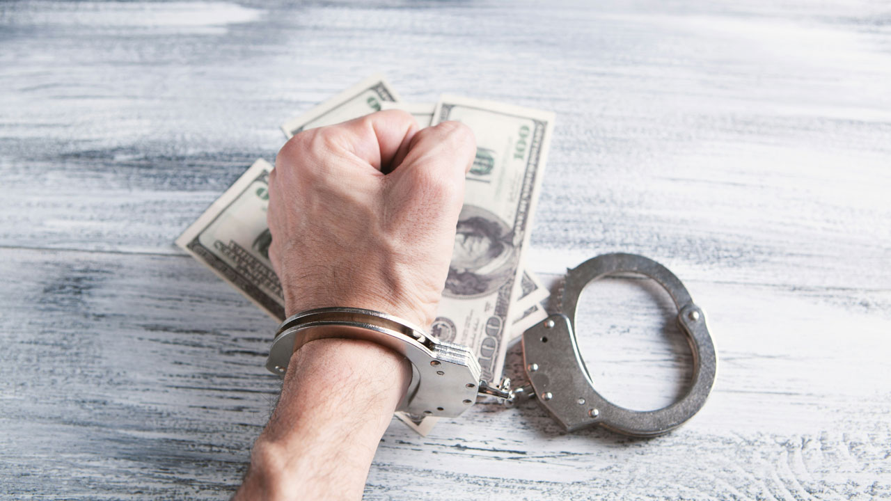 নির্বাচনের আগে ঋণ খেলাপিদের বিষয়ে যা করণীয়