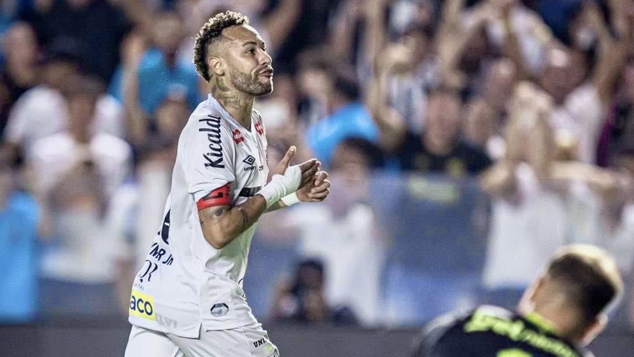 ইনজুরি নিয়েও গোল করলেন, করালেন নেইমার