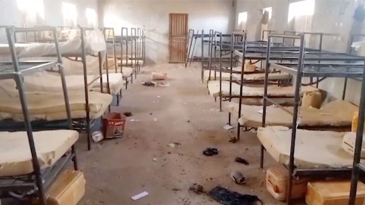 নাইজেরিয়ায় ক্যাথলিক স্কুলে হামলা : ২১৫ শিক্ষার্থী, ১২ শিক্ষককে অপহরণ