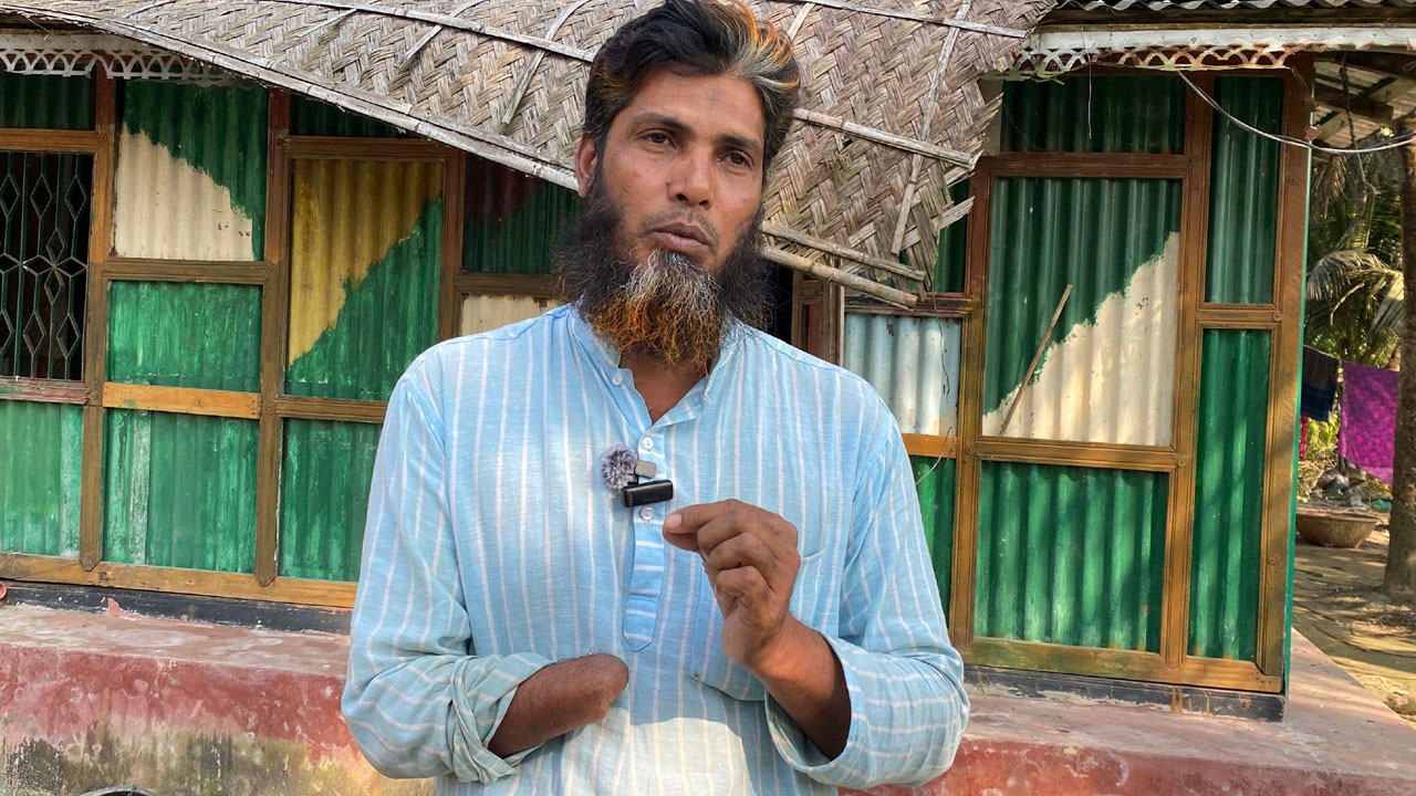 ছাত্রদল করায় হাত কেটে নেওয়া হয় মাসুদের, ১১ বছরেও পাননি ন্যায়বিচার  