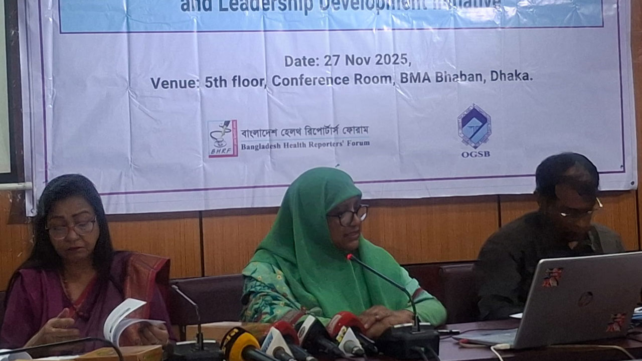 ‘প্রসবের পর ২৪ ঘণ্টাই সবচেয়ে ভয়ানক, দেশে অর্ধেক মাতৃমৃত্যু ঘটে বাড়িতে’