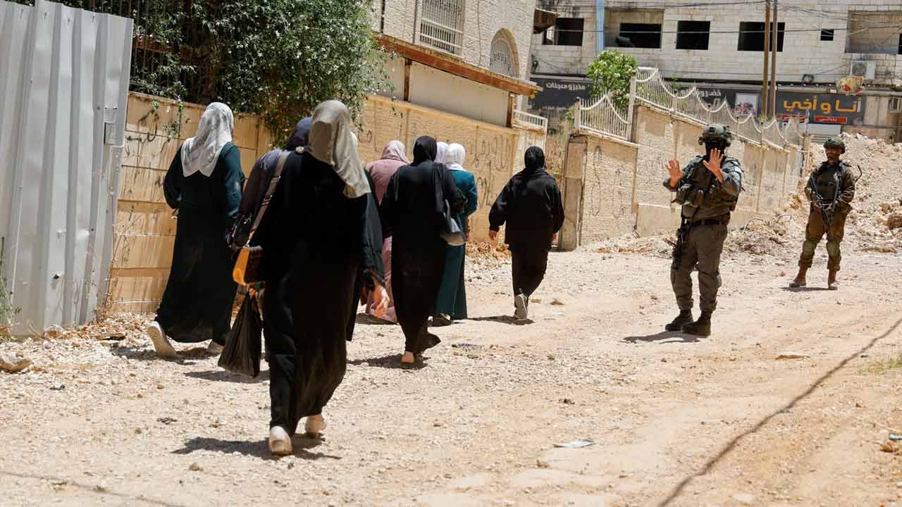 ফিলিস্তিনিদের উচ্ছেদ করে ‘যুদ্ধাপরাধ’ করেছে ইসরায়েল: এইচআরডব্লিউ