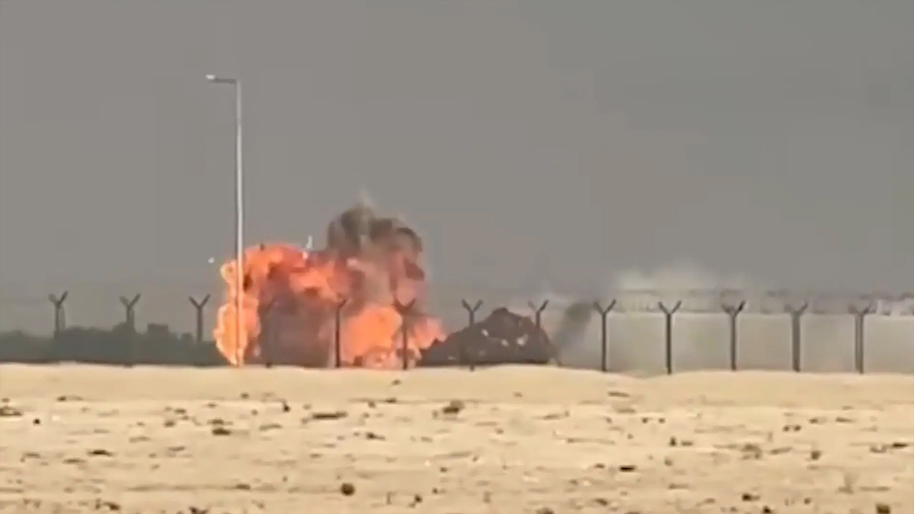 দুবাই এয়ার শোতে বিধ্বস্ত ভারতীয় বিমানের পাইলট মারা গেছেন