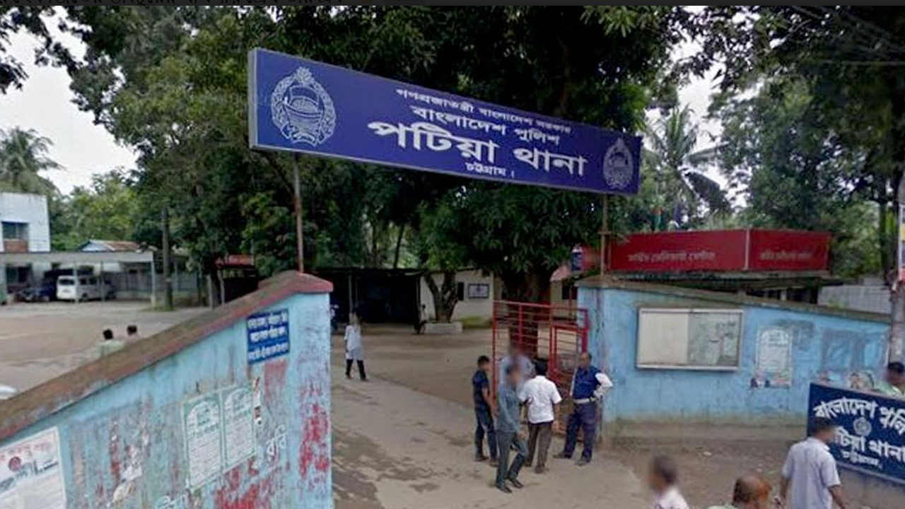 চট্টগ্রাম-কক্সবাজার মহাসড়কে বাসচাপায় নারীর মৃত্যু