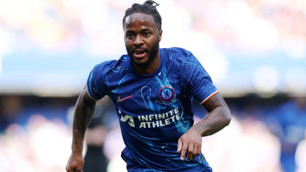 পরিবার নিয়ে বাসায় ছিলেন ইংলিশ তারকা, এরই মাঝে চোরের হানা