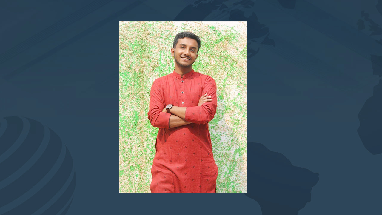 বিসিএস ক্যাডারকে ভাই ডেকে ধমক খেয়েছিলেন হৃদয়