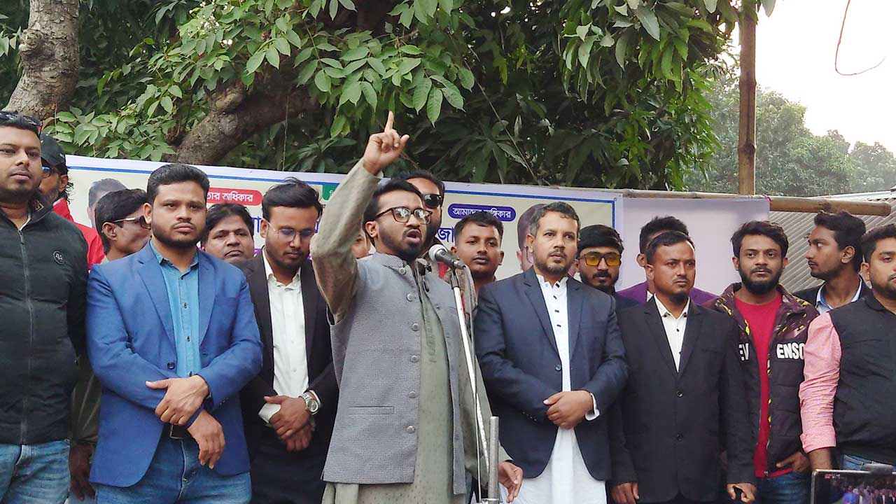 দখলবাজির অভিযোগ পেলে নাকে খত দিয়ে রাজনীতি ছাড়ার ঘোষণা রাশেদ খাঁনের