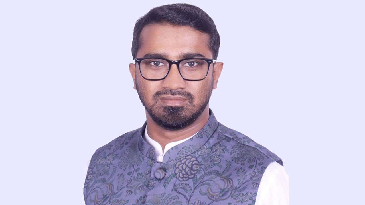 আমজনতার দলকে অবশ্যই নিবন্ধন দিতে হবে : রাশেদ খান 