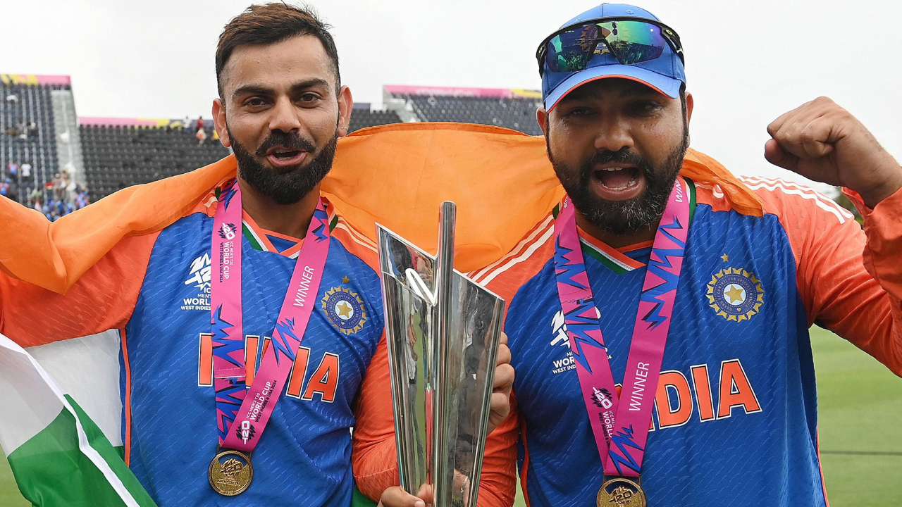 বিশ্বকাপে খেলতে কোহলি-রোহিতকে যে শর্ত পূরণ করতে হবে