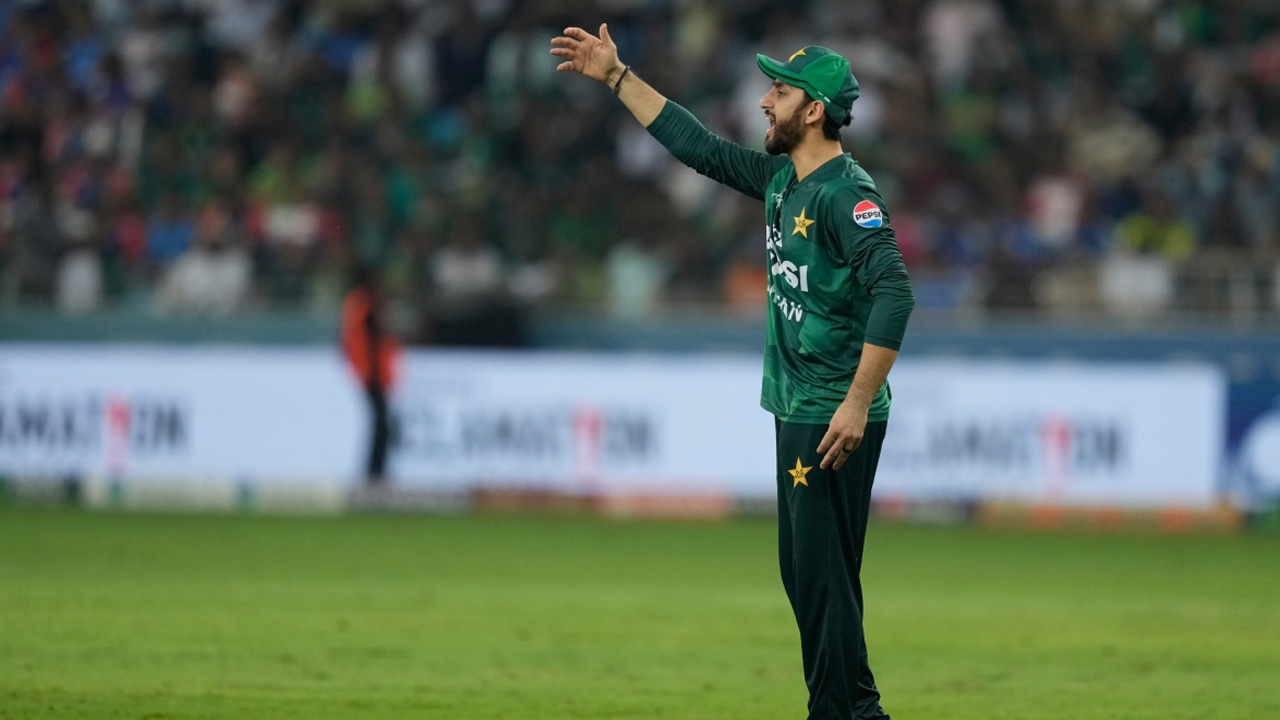 পাকিস্তানের সব ম্যাচ খেলে সালমানের বিশ্ব রেকর্ড