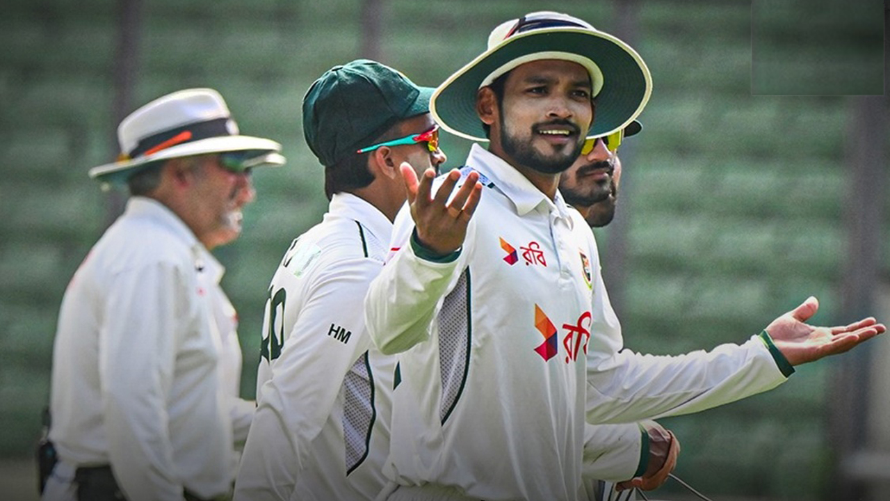 আইরিশদের ফলো-অনে না ফেলে ব্যাটিংয়ে বাংলাদেশ
