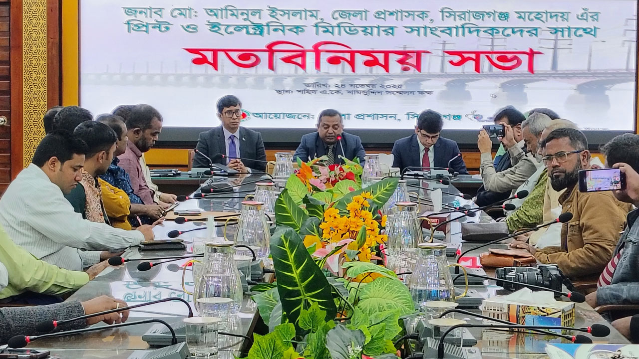 নির্বাচনের সময় তথ্য যাচাই-বাছাই করে দেবেন