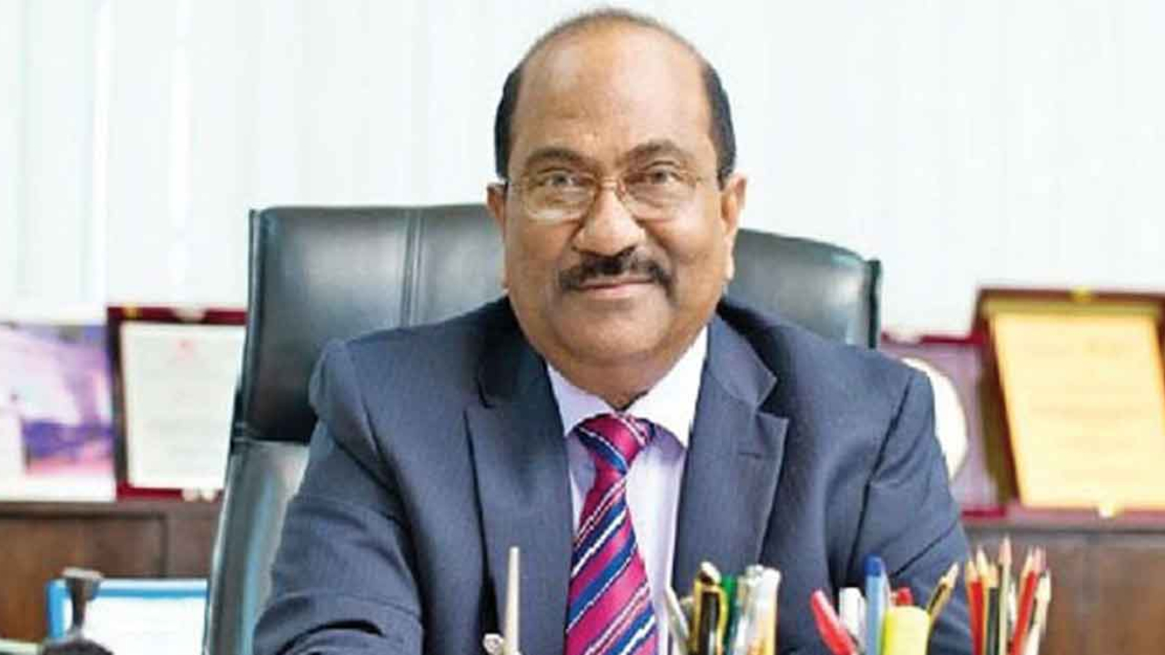 দুর্নীতির মামলায় এস কে সুরের বিচার শুরু