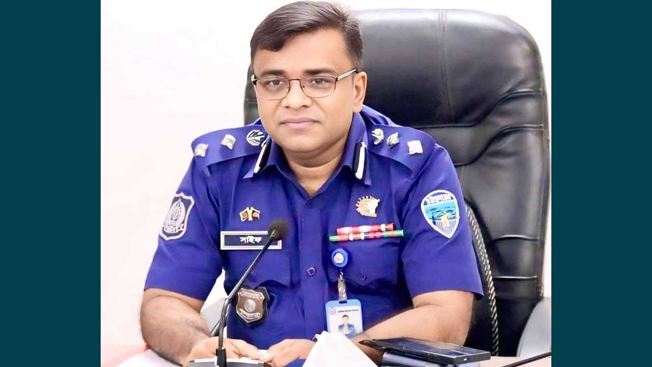 অসুস্থ কক্সবাজারের এসপি, নেওয়া হচ্ছে সিঙ্গাপুর