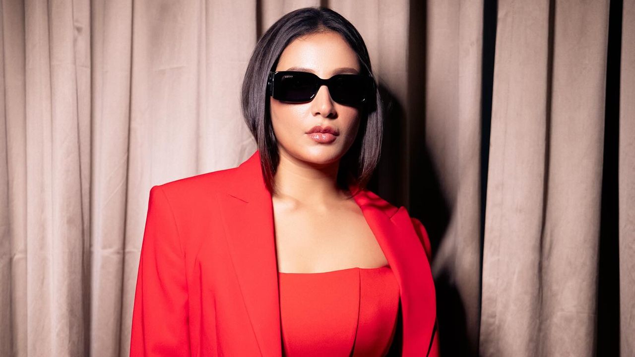 ‘প্রতিটি নারীর মধ্যে লুকিয়ে আছে দীপা’