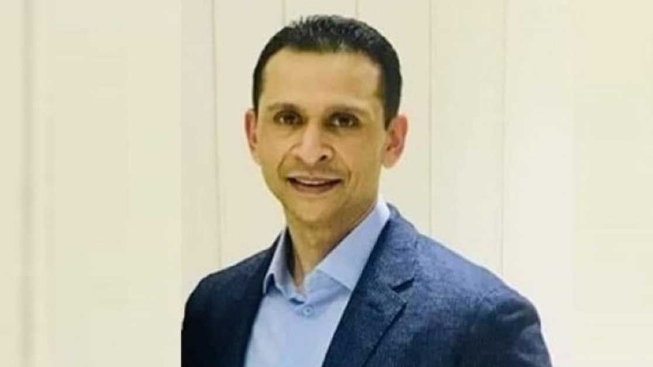 আমেরিকার উদ্দেশ্যে ঢাকা ছাড়লেন সোহেল তাজ