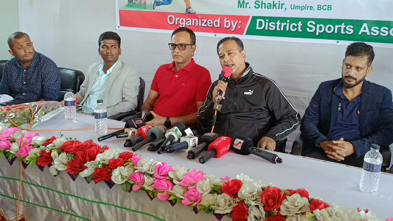 আমরা চাই বাচ্চারা খেলাধুলায় ফিরে আসুক : আসিফ আকবর