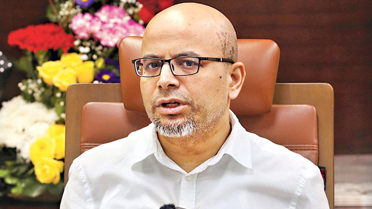 অবৈধ-চোরাচালান ও ক্লোন ফোন বন্ধ করা হবে : ফয়েজ আহমদ তৈয়্যব