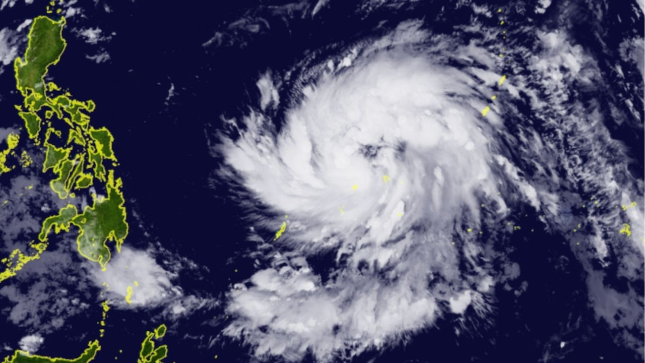 ফিলিপাইনে আঘাত হানল সুপার টাইফুন