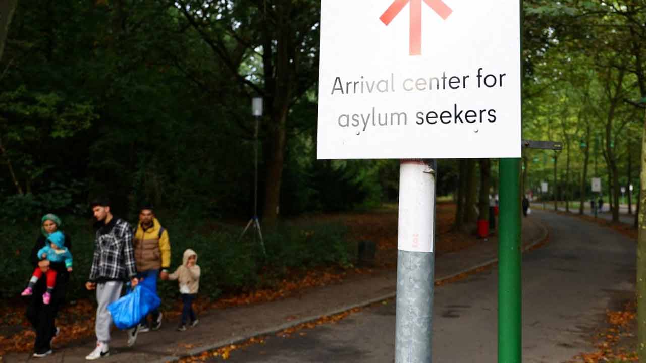 যুক্তরাজ্যে আশ্রয় আবেদনে ৫ম স্থানে বাংলাদেশ