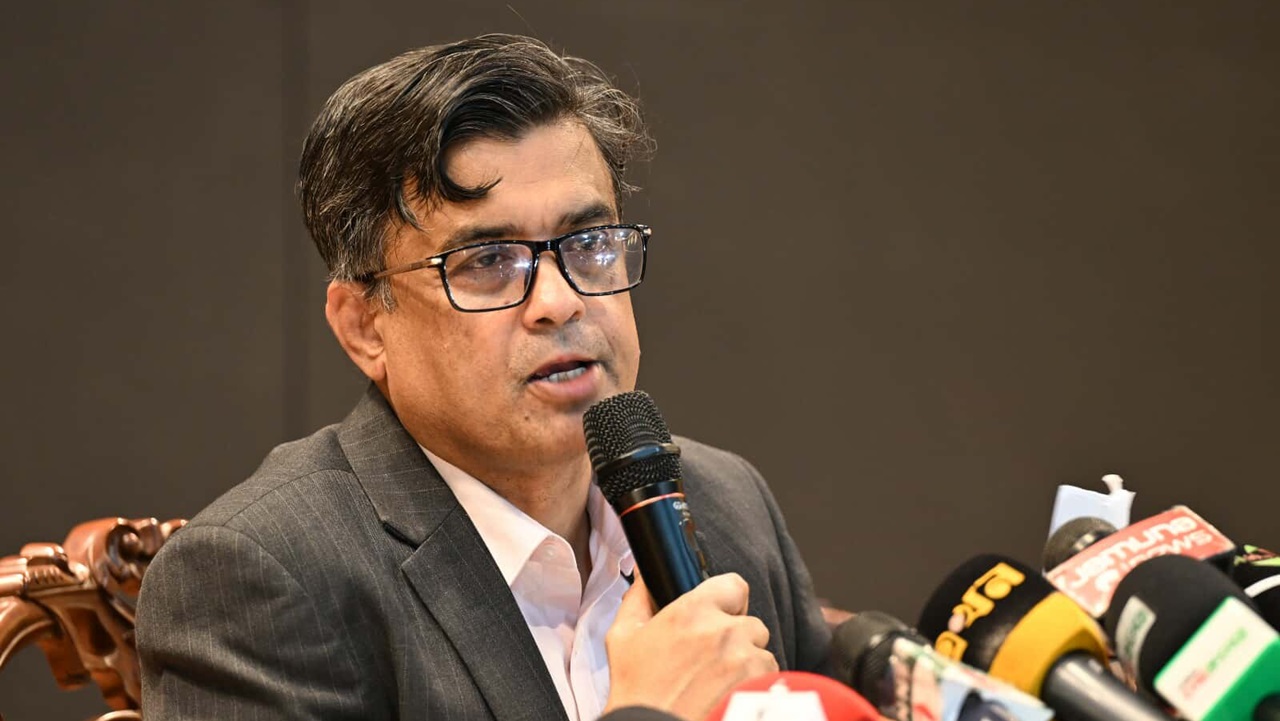 আসল কাজ না করে ধান্দা ছিল ‘মাদার অব হিউম্যানিটি’ সেল করার