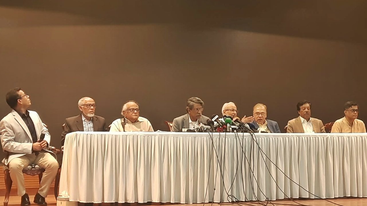 সুপারিশগুলো অধ্যাদেশ ও আদেশ অনুযায়ী বাস্তবায়নের জন্য আলাদা করা হয়েছে