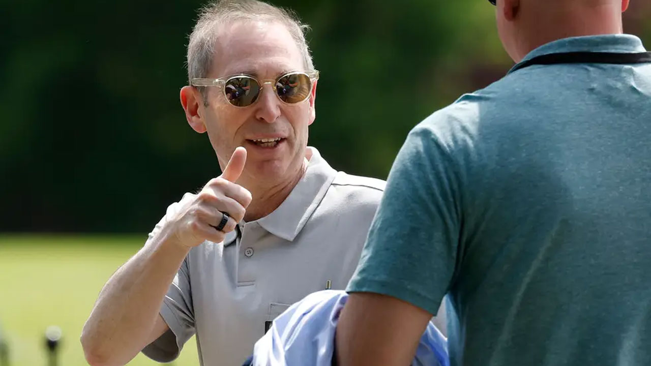 অ্যামাজনে এক ধাক্কায় ১৪ হাজার কর্মী ছাঁটাই, কারণ কী?