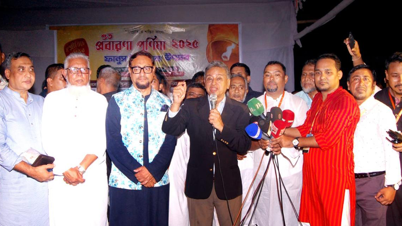 ধর্ম-বর্ণ নির্বিশেষে আমরা ঐক্যবদ্ধ বাংলাদেশি : আমীর খসরু