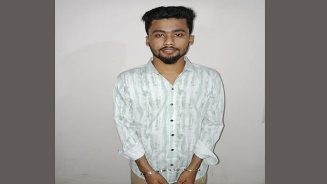 নিষিদ্ধ ঘোষিত পটুয়াখালী জেলা ছাত্রলীগ নেতা মিরাজ গ্রেপ্তার