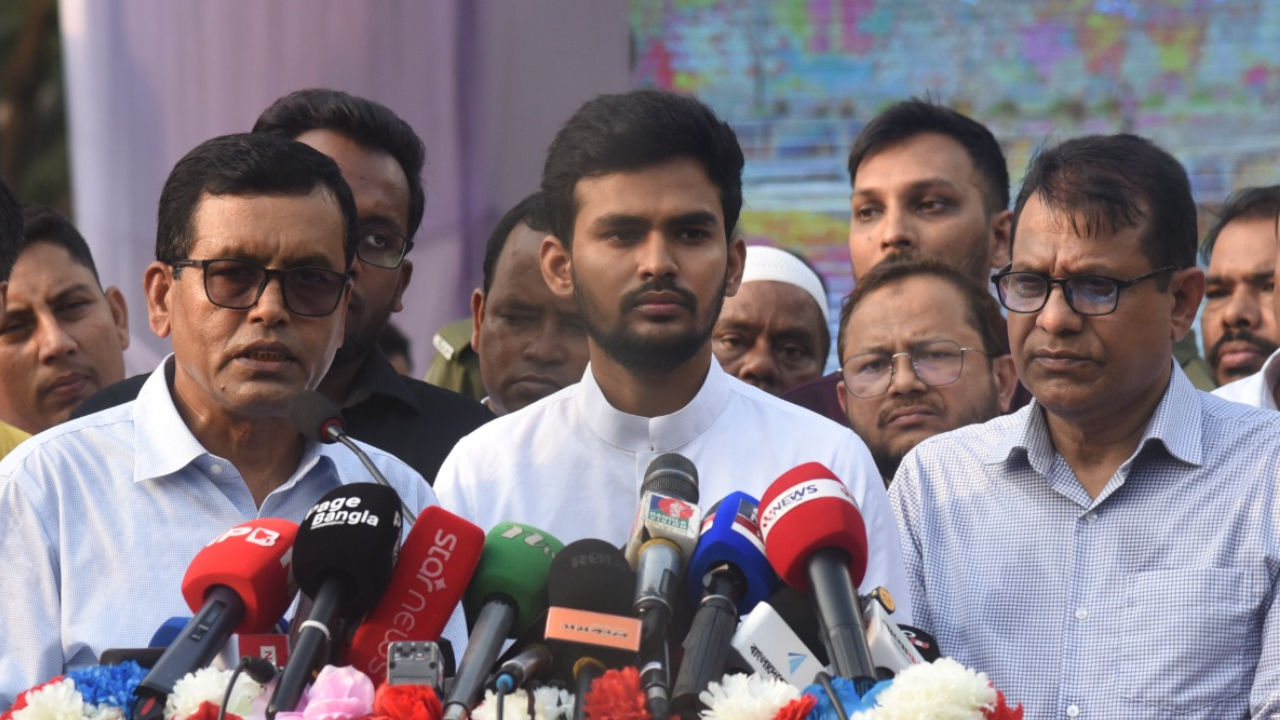 গত সরকারের পরামর্শক ফি দিয়েই বর্তমানে পুরো প্রজেক্ট বাস্তবায়ন করা হচ্ছে