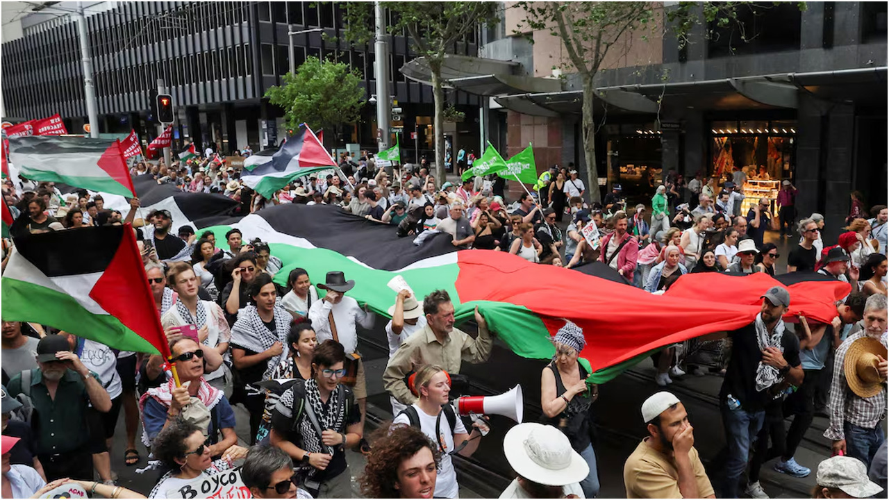 ফিলিস্তিনিদের সমর্থনে অস্ট্রেলিয়ায় হাজার হাজার মানুষের সমাবেশ