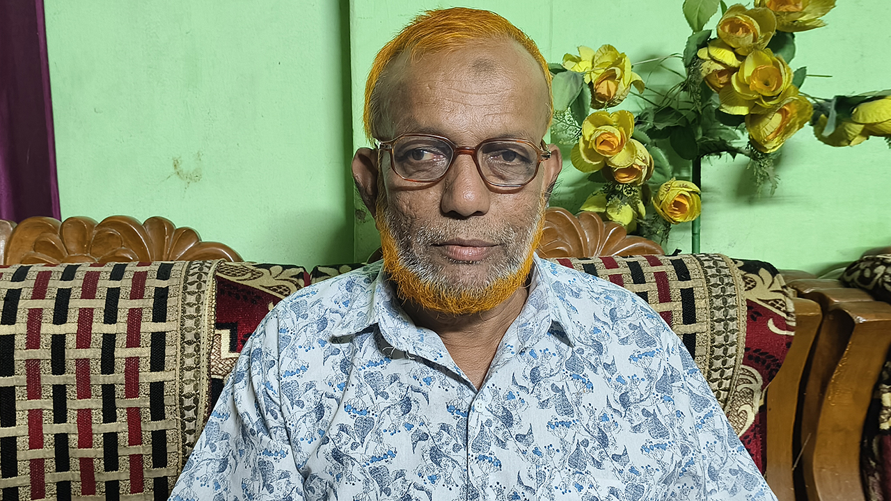 শুধু বইয়ের জ্ঞান নয়, যিনি শিখিয়েছেন জীবনের মূল্যবোধ