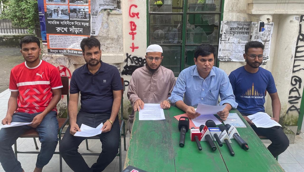 ৪৭তম বিসিএসে অনিয়মের অভিযোগ ‘জ্বালাময়ী’ জালালের