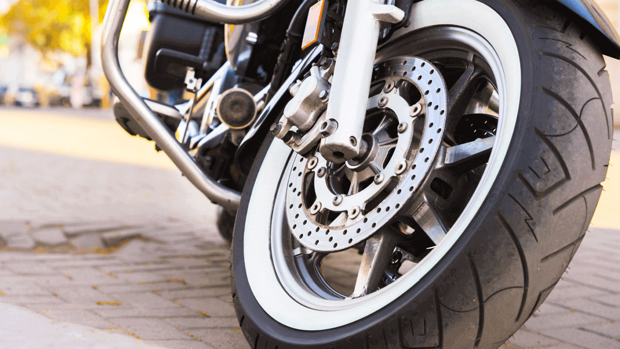 টায়ার কেনার সময় যে বিষয়গুলো অবশ্যই খেয়াল করবেন