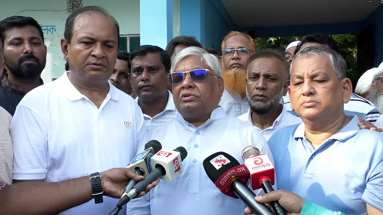 আ. লীগের আগে জামায়াতের নিষিদ্ধ হওয়া উচিত ছিল