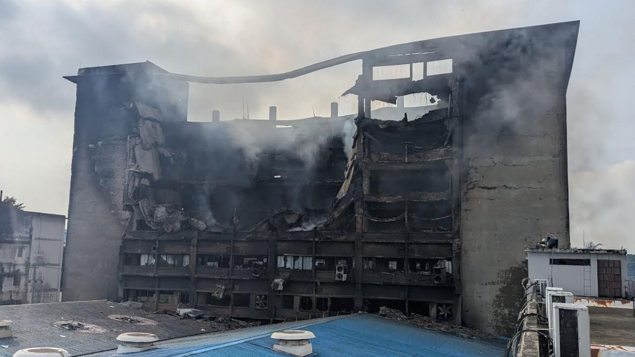 চট্টগ্রাম ইপিজেডে আগুন লাগা ভবনটির অগ্নিনিরাপত্তা সনদই ছিল না