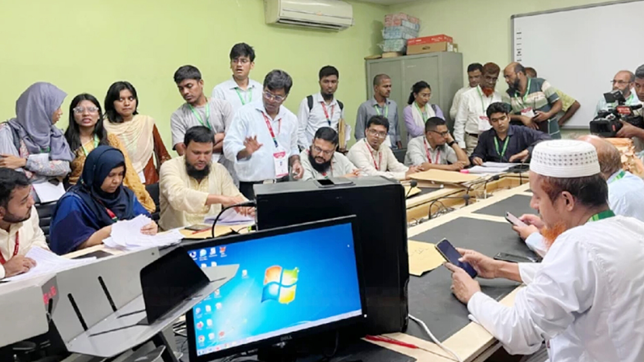 ছাত্রদলের দাবির মুখে ভোট পুনঃগণনা, ফল অপরিবর্তিত