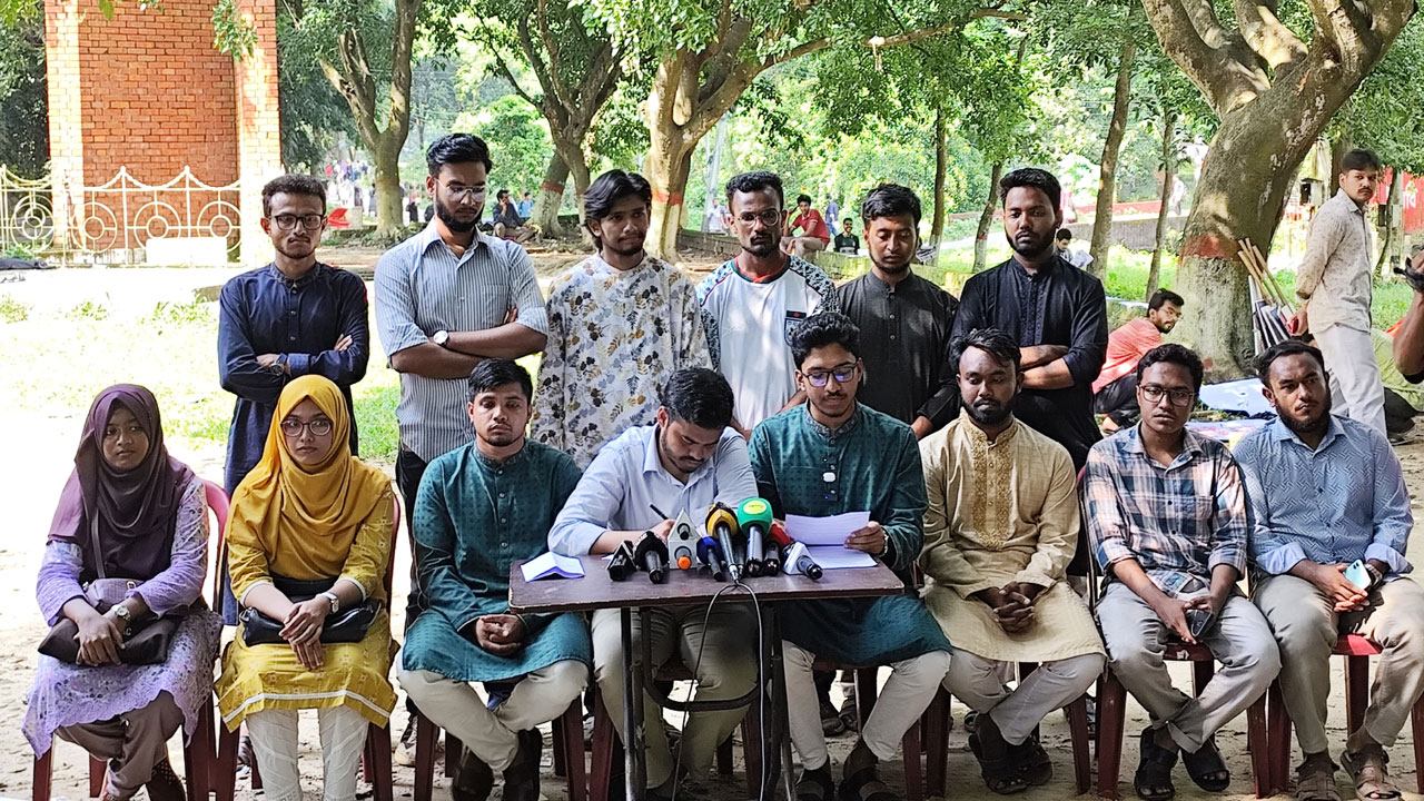 চাকসু নির্বাচনের দিন ‘ইমার্জেন্সি রেসপন্স টিম’ গঠনের দাবি শিবিরের