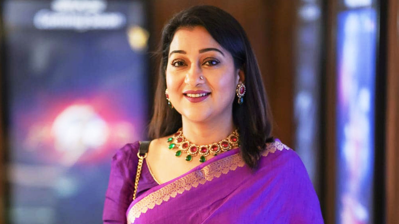 নাটক নিয়ে দর্শকদের দীর্ঘ অভিযোগ, জবাব দিলেন দীপা খন্দকার