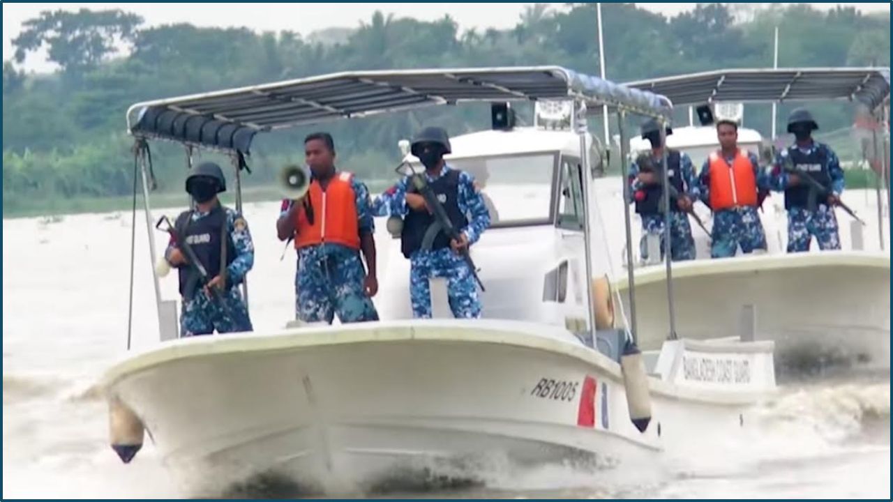 ভোলায় নিষেধাজ্ঞা অমান্য করে ইলিশ শিকার, ৮ জেলে আটক