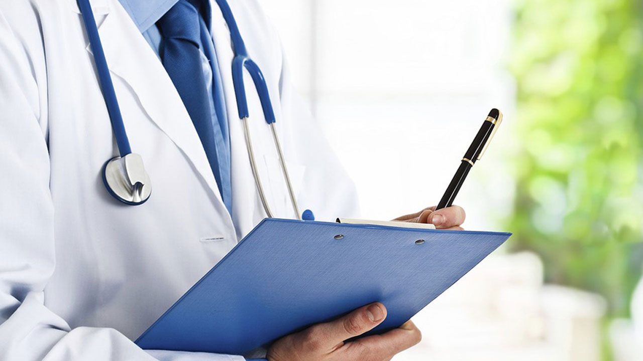 সহযোগী অধ্যাপক পদে সুপারনিউমারারি পদোন্নতি পেলেন ১০২ চিকিৎসক