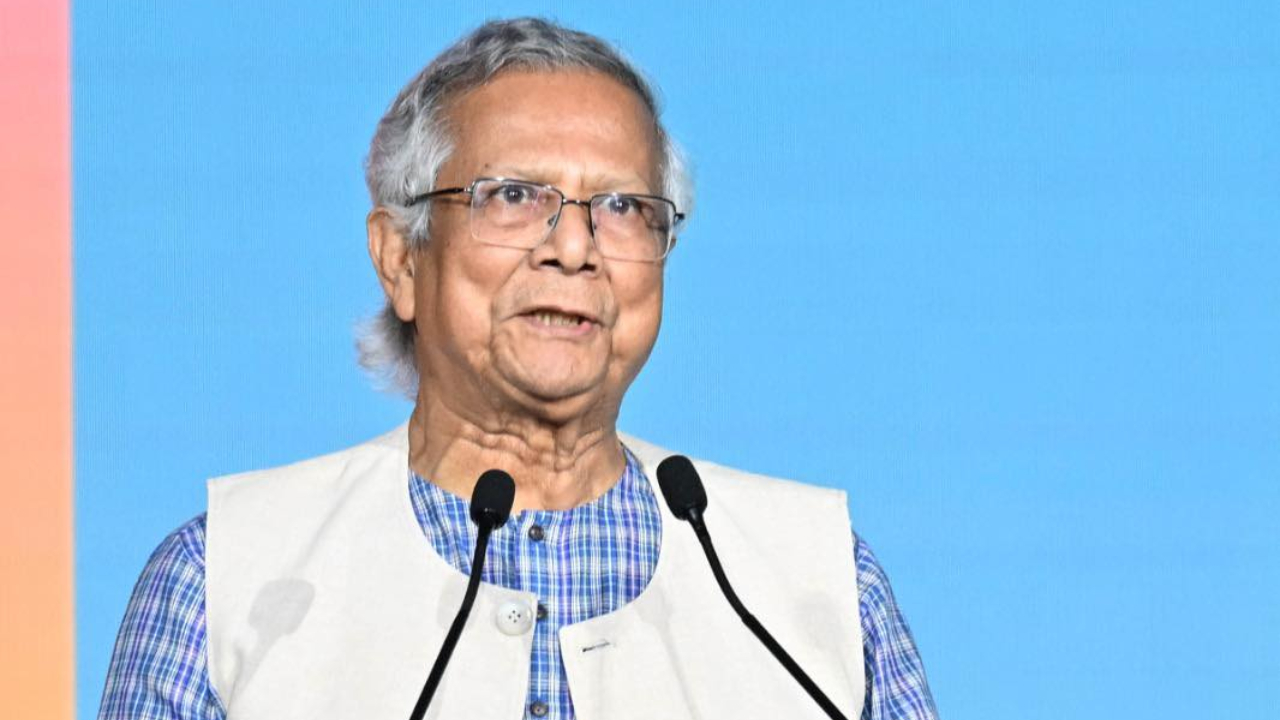 আপনি চাকরিপ্রার্থী নন চাকরি সৃষ্টিকারী, তরুণদের উদ্দেশ্যে ড. ইউনূস