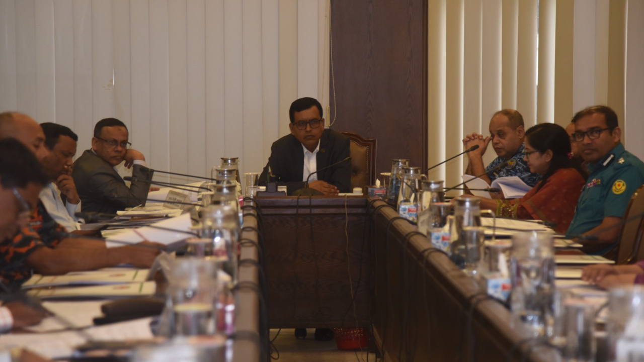 বৃষ্টির কারণে সড়ক মেরামত-উন্নয়ন ব্যাহত হয়েছে : ডিএসসিসি প্রশাসক