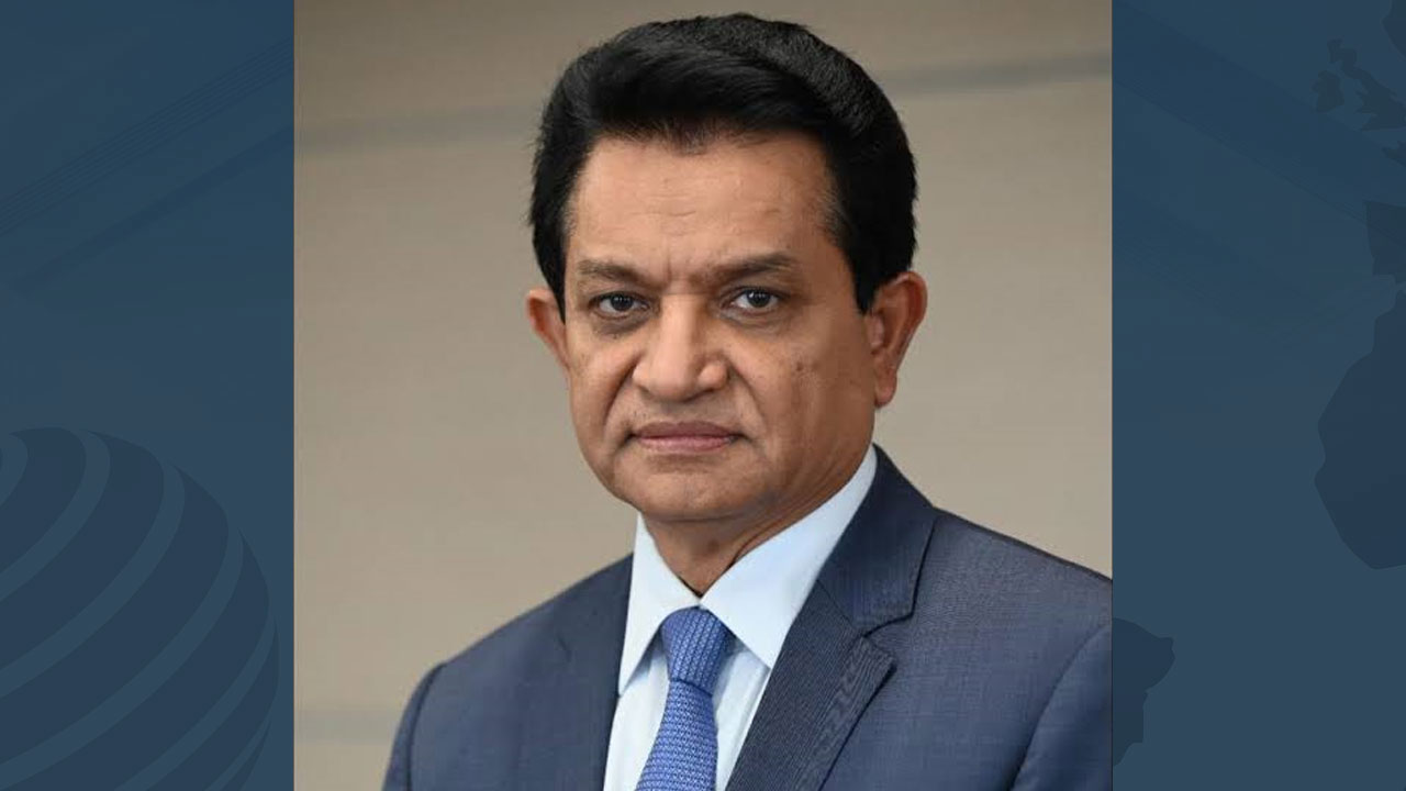 ফরিদপুরে এ কে আজাদের গণসংযোগে হামলা, গাড়ি ভাঙচুর