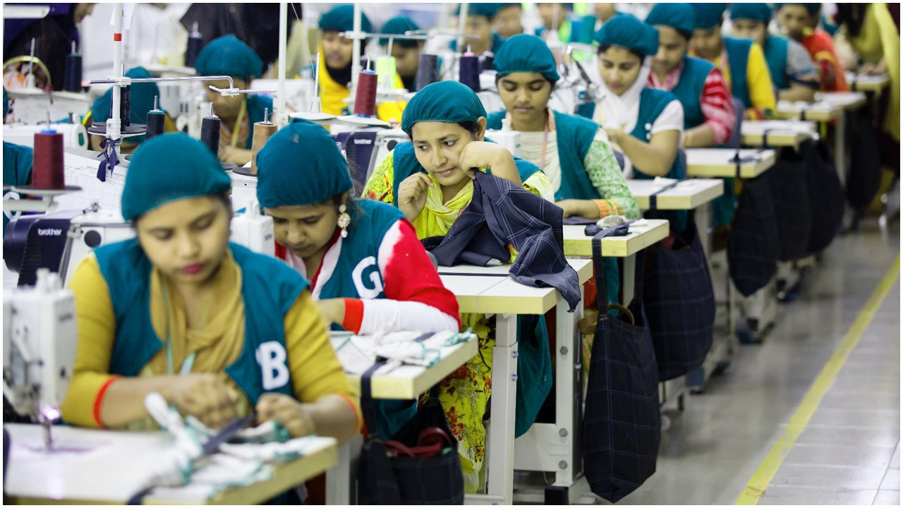 যুক্তরাষ্ট্রে বাংলাদেশের পোশাক আমদানি ২৬.৬২ শতাংশ বৃদ্ধি পেয়েছে