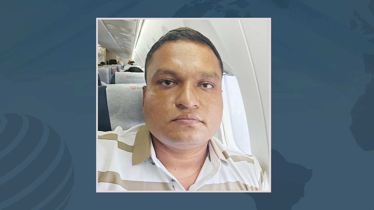 রাস্তার কাজ দেখতে যাওয়ায় সাংবাদিকের পা ভেঙে দেওয়ার হুমকি