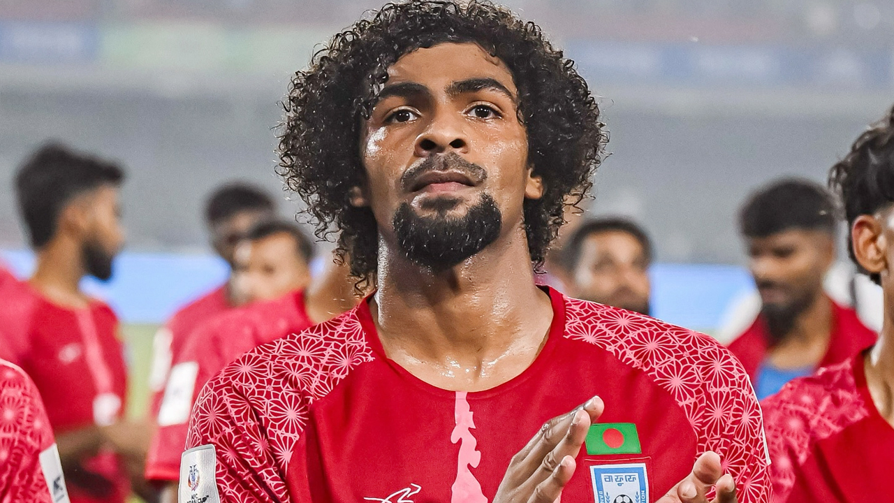 হংকং থেকেই ইংল্যান্ডে ফিরছেন হামজা